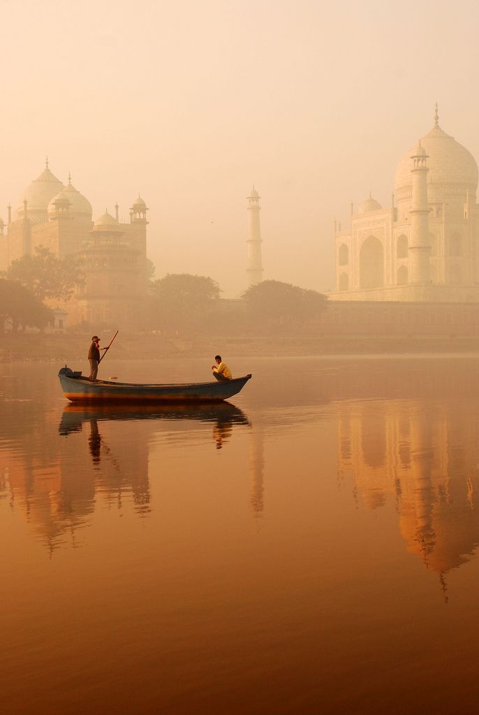 Agra Day Trip – Taj Mahal & More (Affordable)